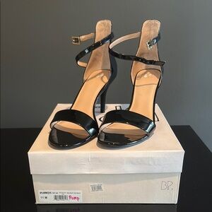 B.P. Sz11 Black Patent Elegant Black Strappy Heels. Tried on and never worn